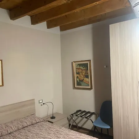 La Casa Di Enea Bed & Breakfast Goito  Exterior photo