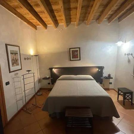 La Casa Di Enea Bed & Breakfast Goito  Room photo