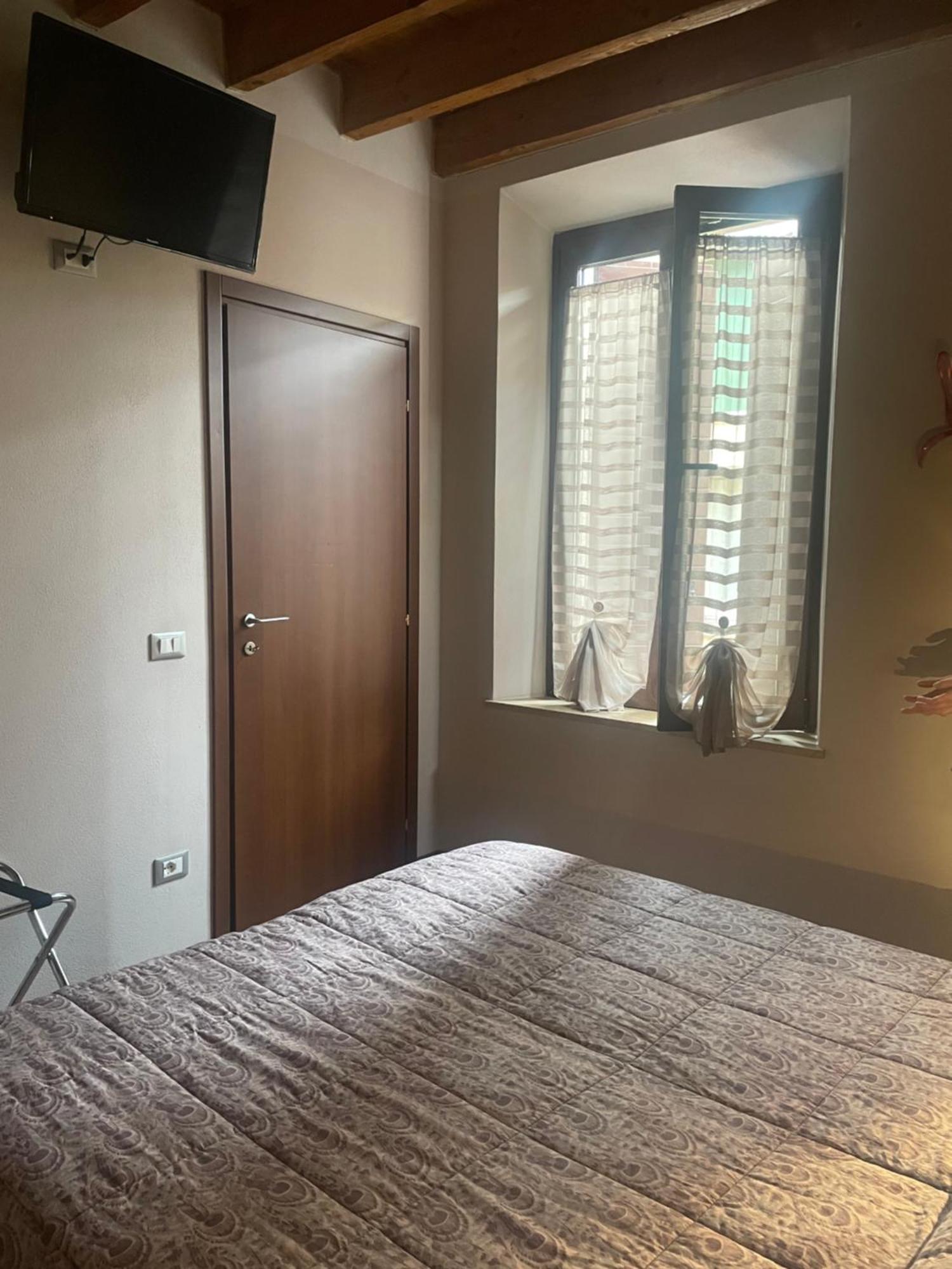 Bed & Breakfast La Casa Di Enea Goito (Lombardy)